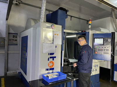 CNC加工中心振動的原因有哪些呢?